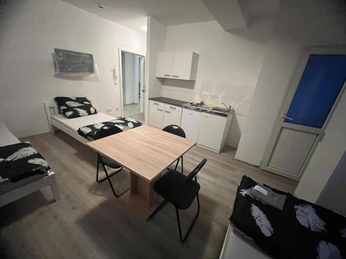 Top Monteurzimmer Duisburg Exteriér fotografie