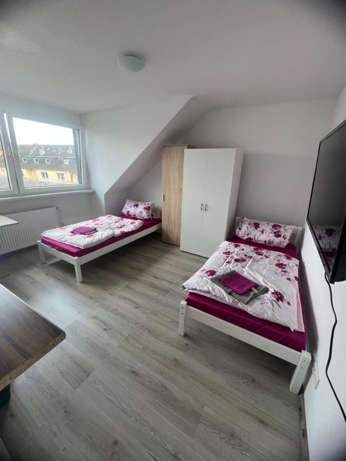 Top Monteurzimmer Duisburg Exteriér fotografie